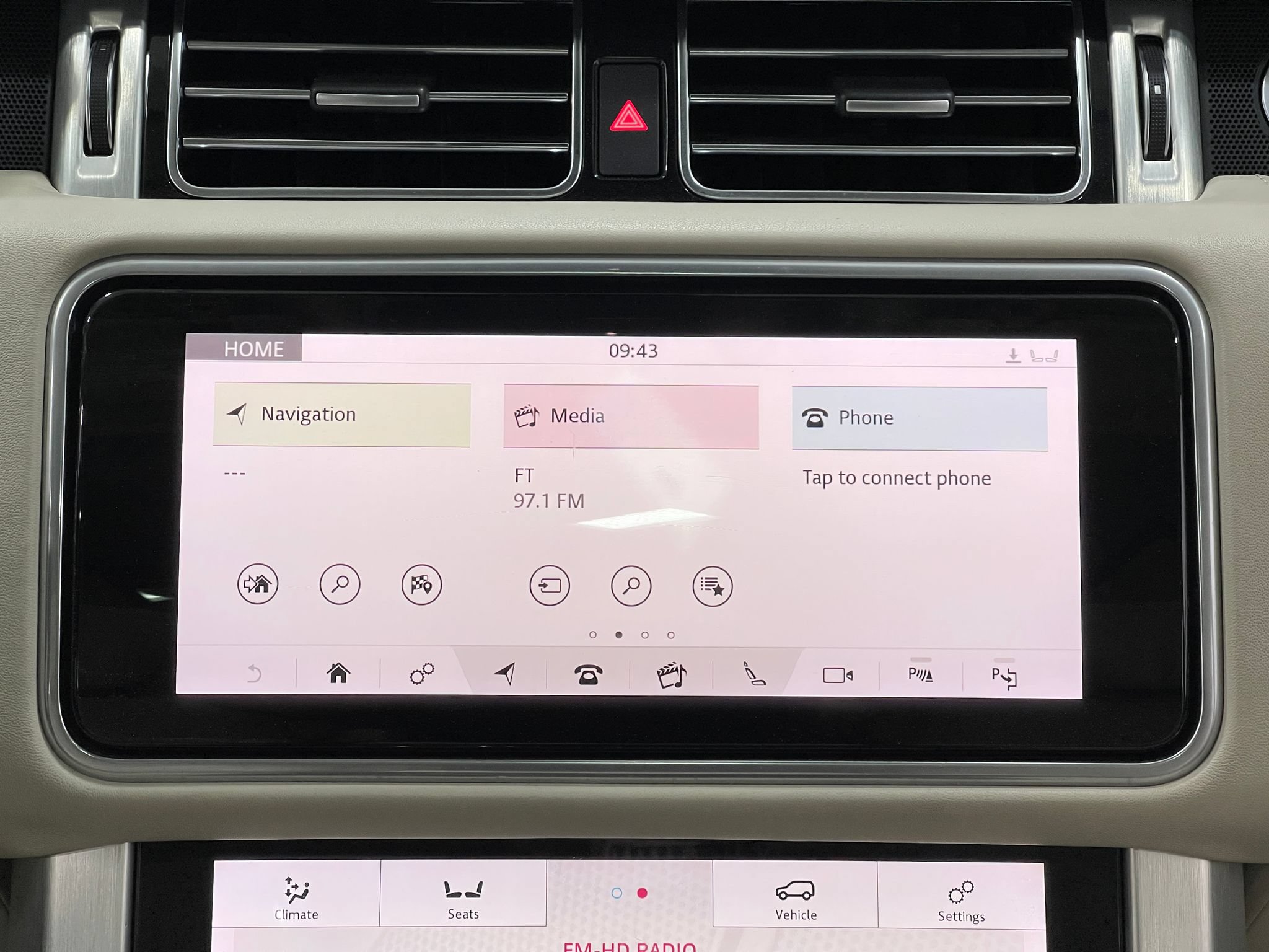 Used 2019 Land Rover Range Rover Autobiography AWD/4WD image 24