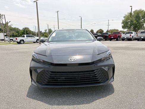 Used 2025 Toyota Camry LE FWD image 10