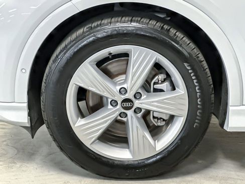 New 2026 Audi Q4 e-tron Premium Plus image 25