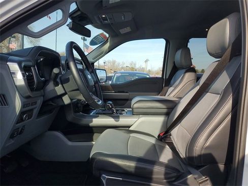 Certified 2022 Ford F150 Lariat w/ Bed Utility Package image 14