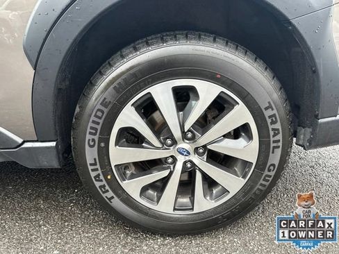 Certified 2023 Subaru Outback Premium AWD/4WD image 30