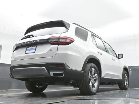 New 2026 Honda Pilot EX-L image 45