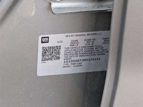 Used 2024 Chevrolet Malibu LT FWD image 11