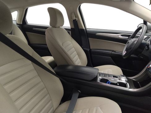 Used 2018 Ford Fusion S image 21