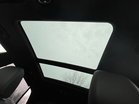 Used 2025 Audi Q8 Premium Plus image 29