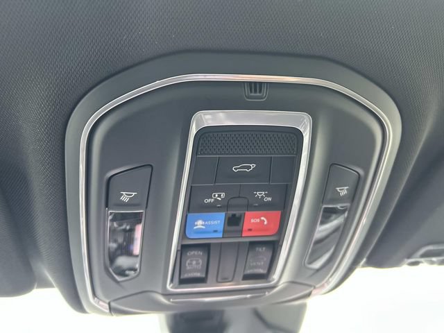 New 2026 Jeep Grand Cherokee Altitude AWD/4WD image 10