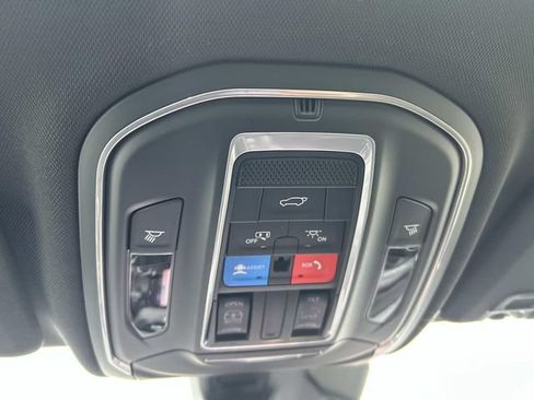 New 2026 Jeep Grand Cherokee Altitude AWD/4WD image 10