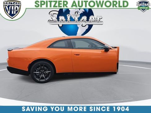 Used 2026 Dodge Charger Scat Pack w/ Blacktop Package AWD/4WD image 8