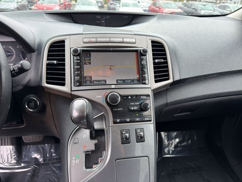 Used 2013 Toyota Venza Limited w/ Tow Prep Pkg FWD image 14
