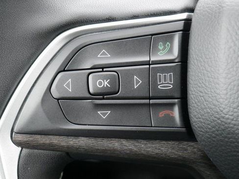 Used 2025 Jeep Grand Cherokee Limited w/ Trailer Tow Package image 22