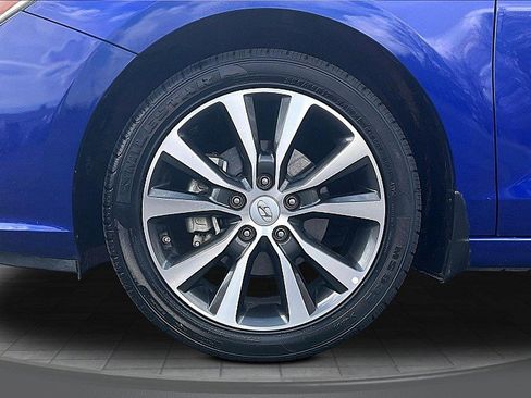 Used 2019 Hyundai Elantra GT image 10