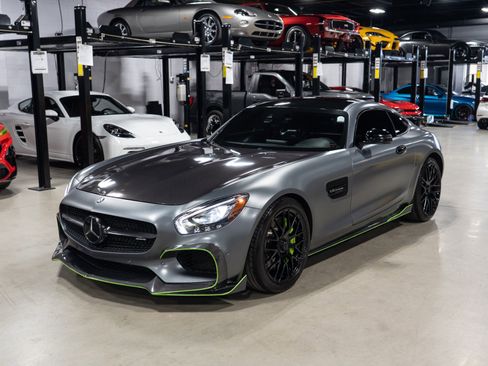 Used 2017 Mercedes-Benz AMG GT Coupe image 1
