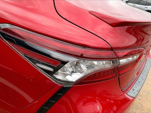 Used 2021 Toyota Camry XSE image 29