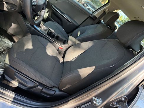 Used 2025 Kia K4 LXS image 21