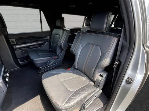 Used 2024 Ford Expedition Max Platinum AWD/4WD image 22