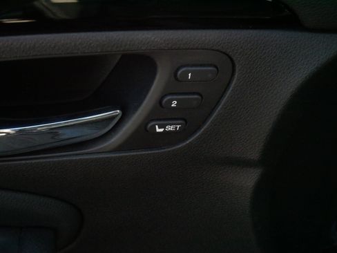 Used 2019 Honda Pilot Touring image 19