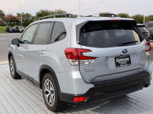 Certified 2023 Subaru Forester Premium AWD/4WD image 3