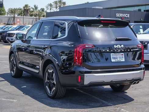 Used 2023 Kia Telluride S AWD/4WD image 9