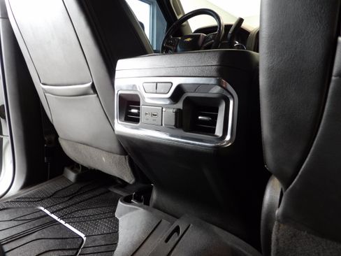 Used 2021 Chevrolet Silverado 3500 High Country AWD/4WD image 24