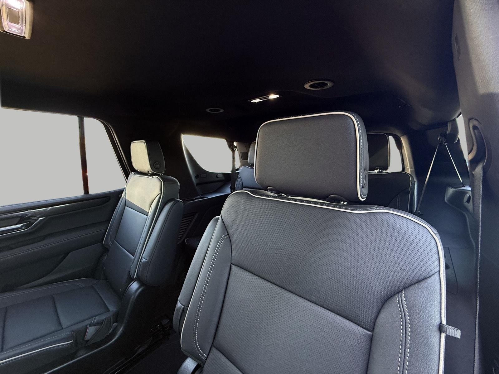 Used 2026 GMC Yukon Elevation AWD/4WD image 27