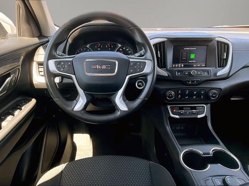 Certified 2024 GMC Terrain SLE FWD image 8
