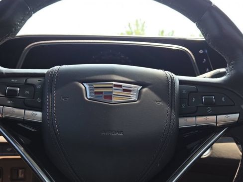 Used 2021 Cadillac Escalade Sport Platinum AWD/4WD image 16