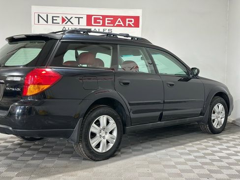 Used 2005 Subaru Outback 2.5i image 8