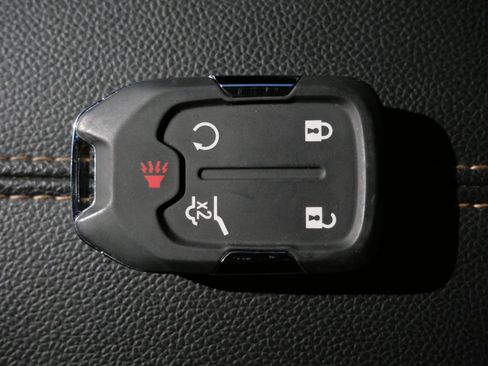 Used 2023 GMC Terrain AT4 w/ LPO, Floor Liner Package AWD/4WD image 34