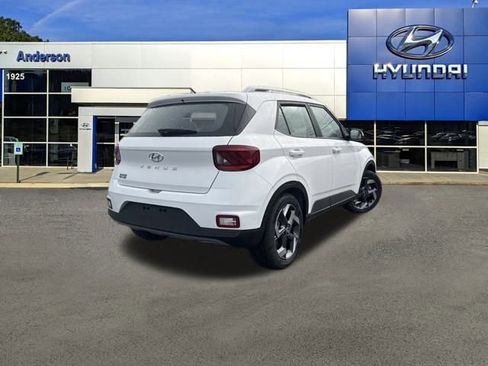 New 2026 Hyundai Venue SEL image 5