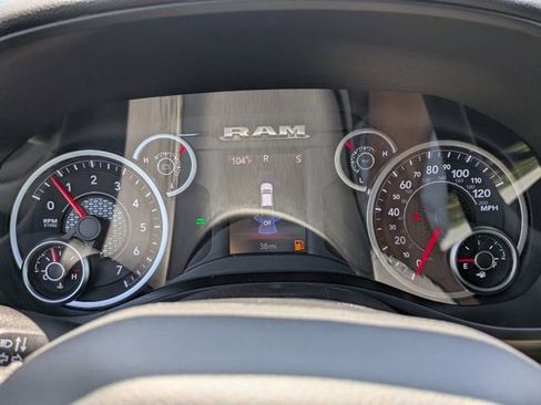 New 2026 RAM 1500 4x4 Crew Cab image 24