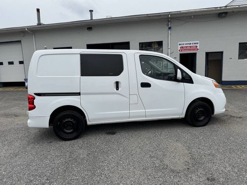 Used 2020 Nissan NV200 SV w/ Back Door Glass Package image 7