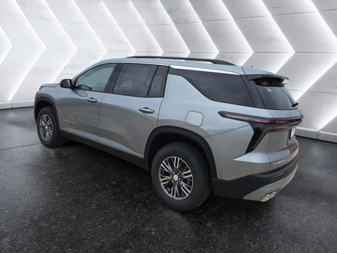 New 2026 Chevrolet Traverse LT w/ Enhanced Driving Package FWD image 7