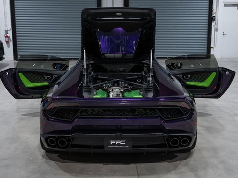 Used 2018 Lamborghini Huracan LP 580-2 RWD image 36