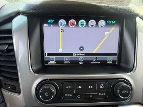 Used 2018 Chevrolet Suburban Premier image 27