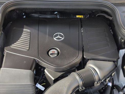 New 2026 Mercedes-Benz GLE 450e 4MATIC image 17