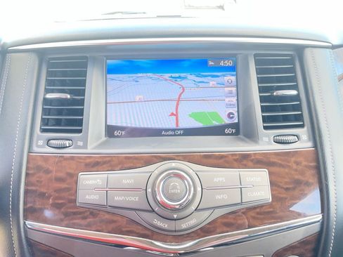 Used 2020 Nissan Armada SL image 23