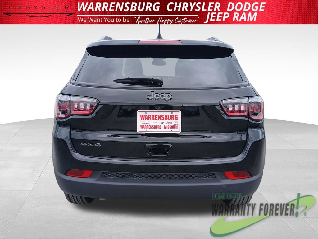 New 2026 Jeep Compass Latitude AWD/4WD image 5