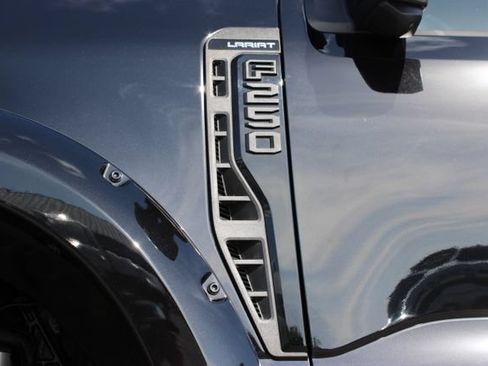 Used 2024 Ford F250 Lariat w/ Lariat Ultimate Package AWD/4WD image 25