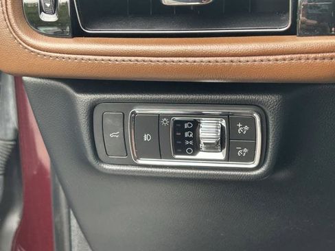 Used 2020 Lincoln Aviator Reserve w/ Equipment Group 202A AWD/4WD image 28