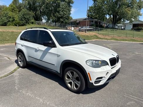 Used 2011 BMW X5 xDrive35i AWD/4WD image 2