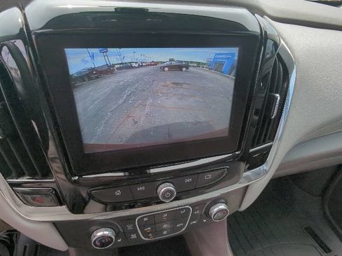 Used 2019 Chevrolet Traverse LT w/ LPO, Floor Liner Package FWD image 22