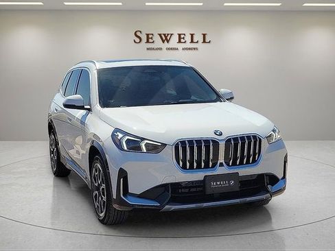 New 2026 BMW X1 xDrive28i AWD/4WD image 7