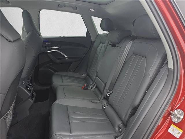 Used 2025 Audi Q5 Prestige AWD/4WD image 20