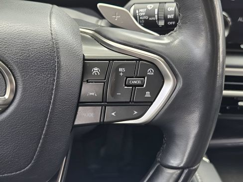 Used 2023 Lexus RX 350 Premium w/ Cold Area Package FWD image 25
