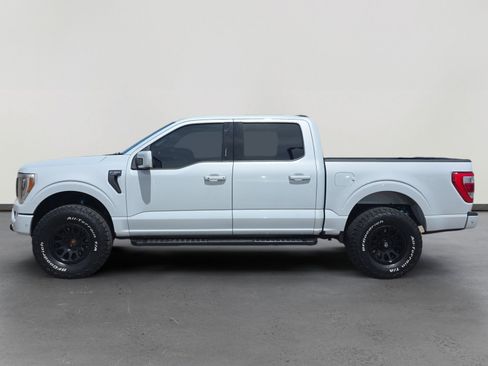 Used 2022 Ford F150 Lariat w/ Equipment Group 502A High AWD/4WD image 2