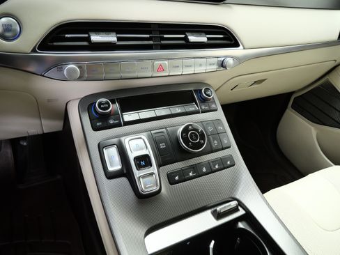 Used 2020 Hyundai Palisade Limited AWD/4WD image 19
