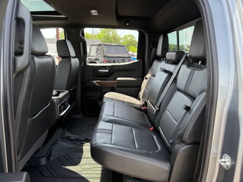 Used 2021 Chevrolet Silverado 1500 High Country AWD/4WD image 20