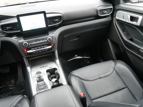 Certified 2020 Ford Explorer ST image 11