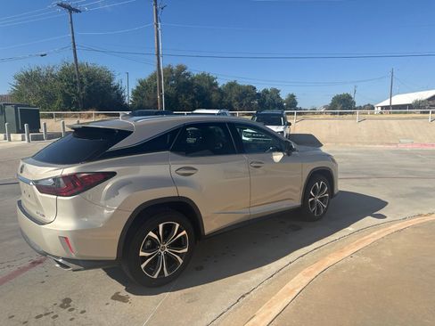 Used 2018 Lexus RX 350 FWD w/ Premium Package image 5