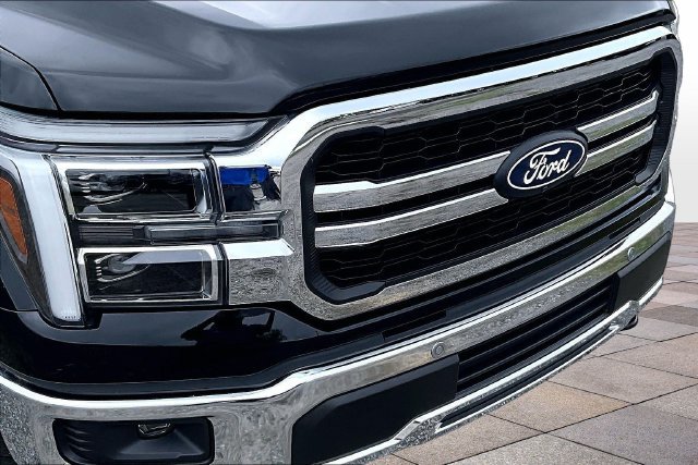 Used 2025 Ford F150 Lariat w/ Equipment Group 501A Mid AWD/4WD image 31
